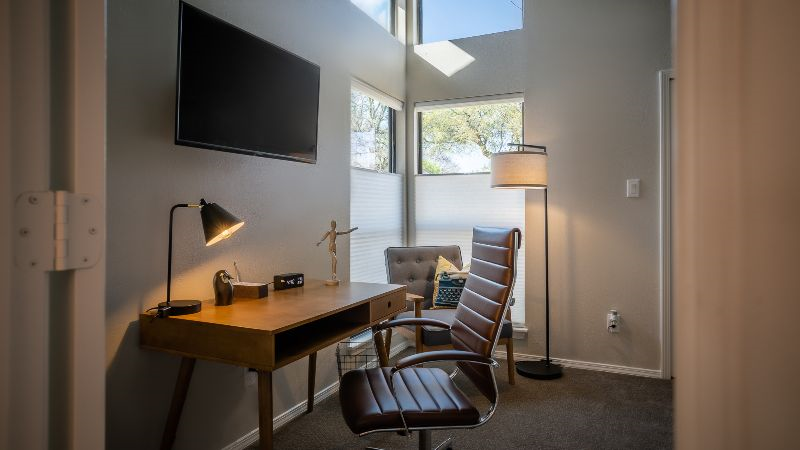 Modern Executive Patio Home Near Baylor Heart Hospital - Photo 5