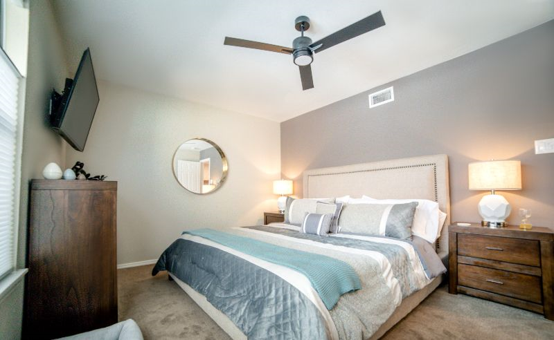 Modern Executive Patio Home Near Baylor Heart Hospital - Photo 8