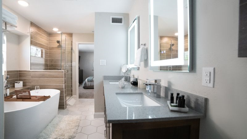 Modern Executive Patio Home Near Baylor Heart Hospital - Photo 9