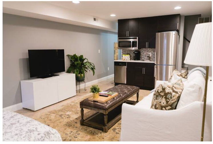 Furnished Capitol Hill Suite Flexible 2 to 4 Week Stays Walk to Metro - Photo 5