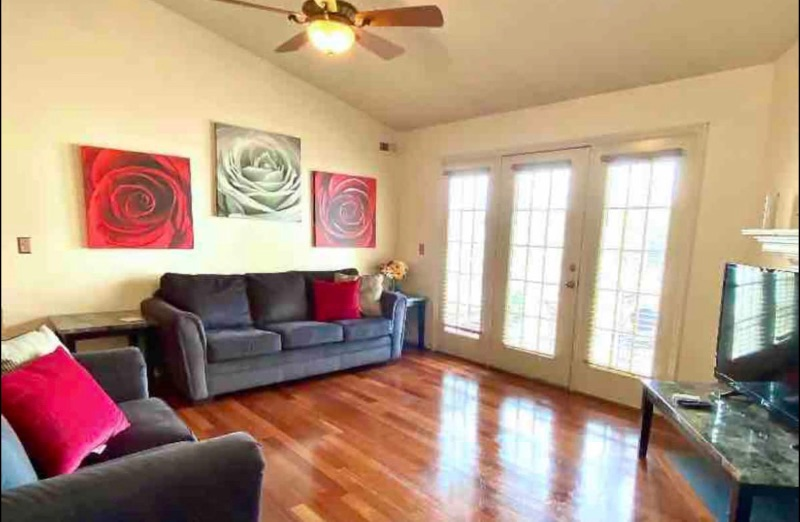 2 Bed 2 Bath Spacious Condo | Furnished Finder