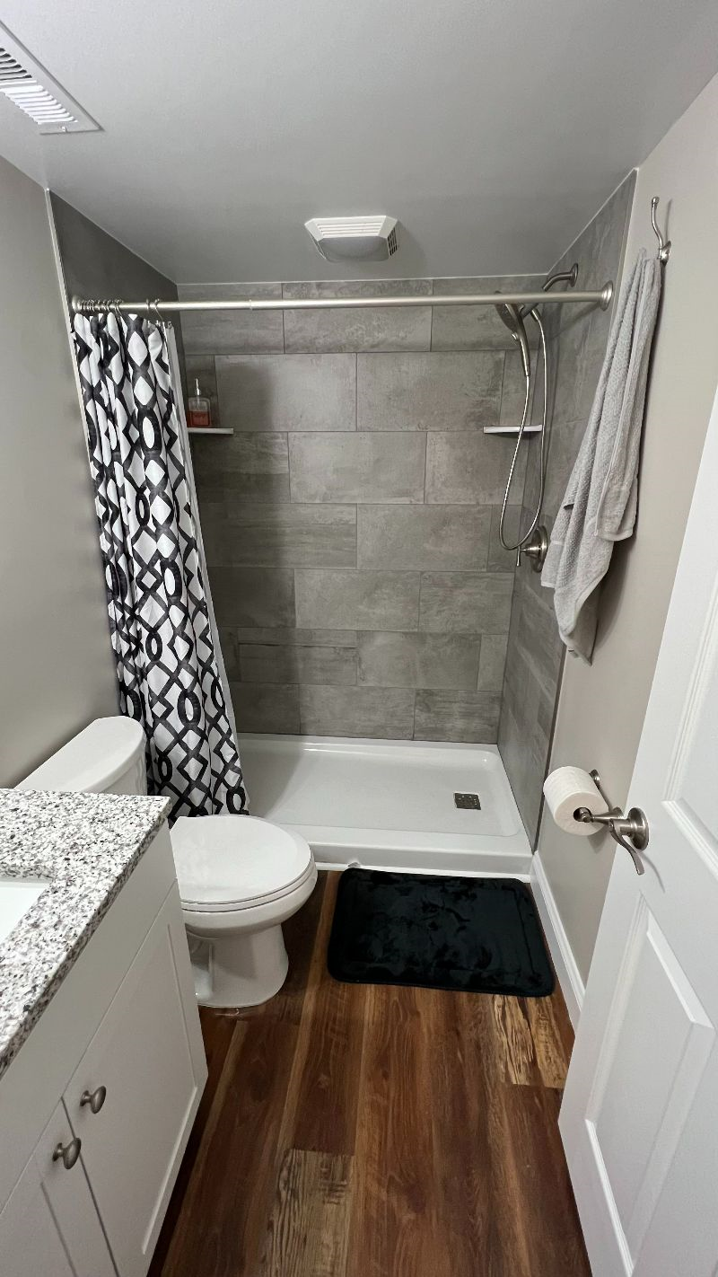 2 Bedroom Charming Historic Retreat Apt C - Photo 5