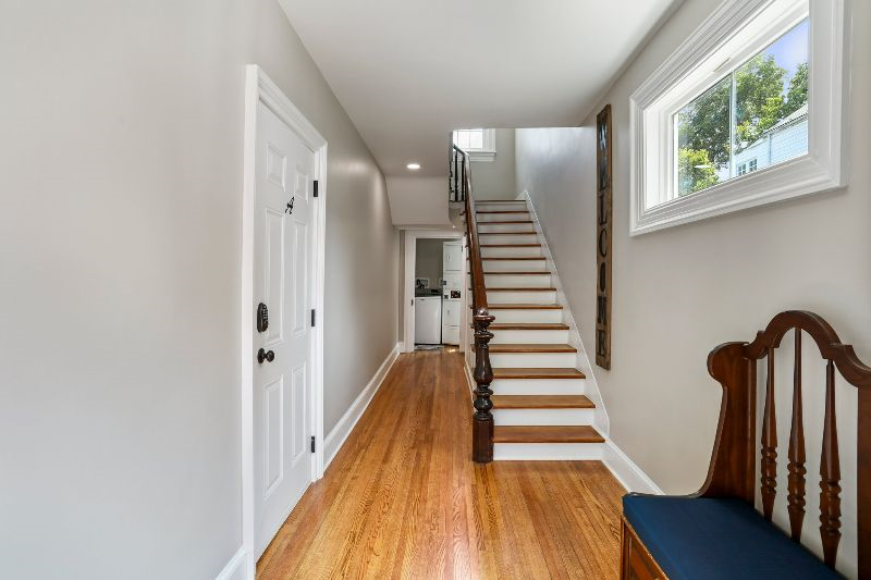 2 Bedroom Charming Historic Retreat Apt C - Photo 3