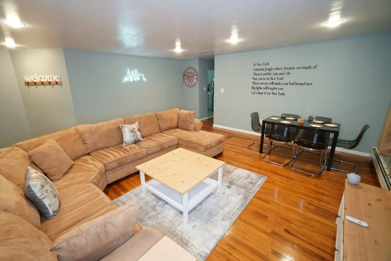 Spacious and clean near Jamaica medical NY Presbyterian and Long Island Jewish Hospitals - Photo 3