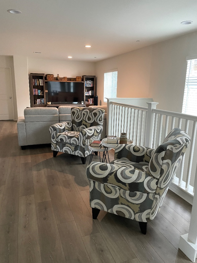 Private Bedroom and Bathroom, Quiet, Safe and Clean. - Photo 4