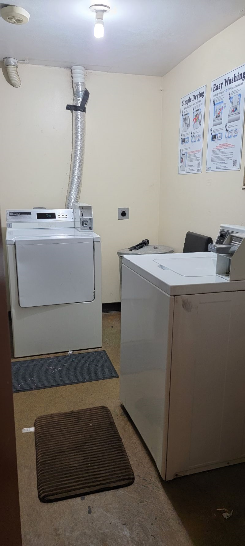 Cozy, Clean, Convenient studio - Photo 8