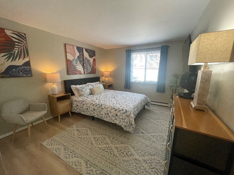 Cozy, Clean, Convenient studio - Photo 9