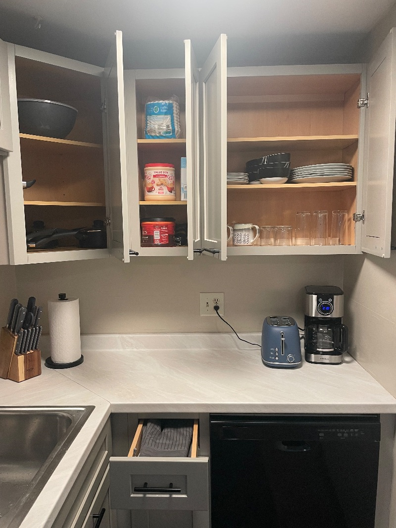 Cozy, Clean, Convenient studio - Photo 11