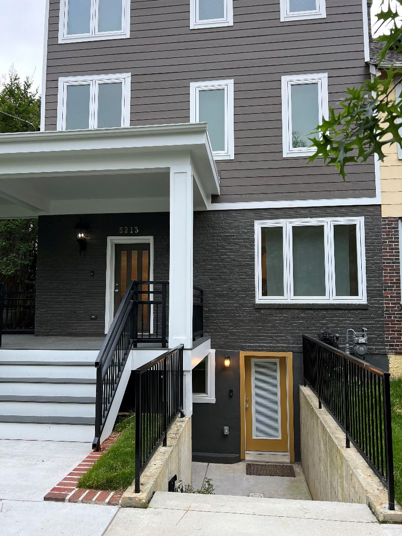 New recently renovated  1 Bedroom w/ Den featuring 2 full baths - Photo 6
