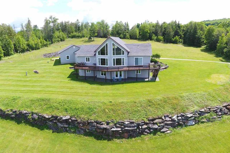 ***A Slice of Heaven in Vermont*** - Photo 2
