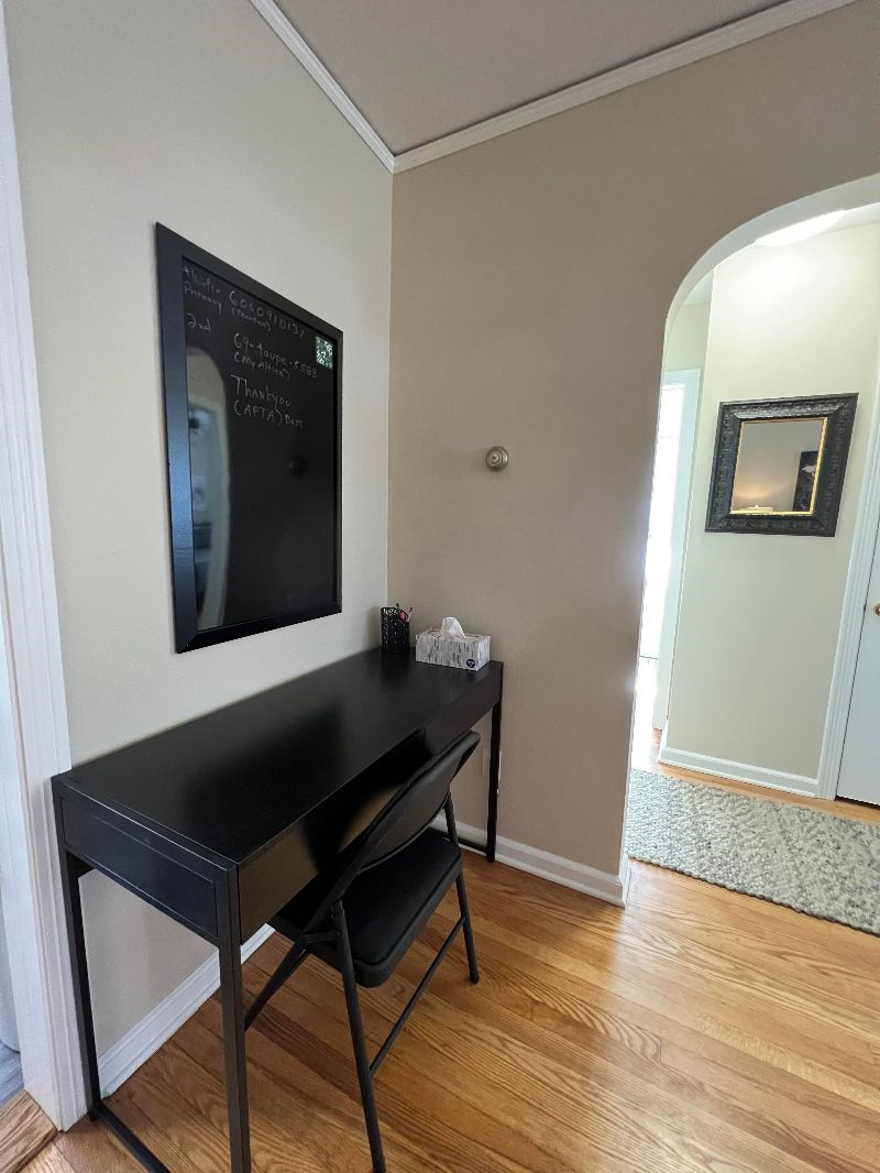 4 BLOCKS from CAMC (kcity) 2 BR, 800 SF, Fully furnished  (all new), off-street parking, laundry, pe - Photo 11