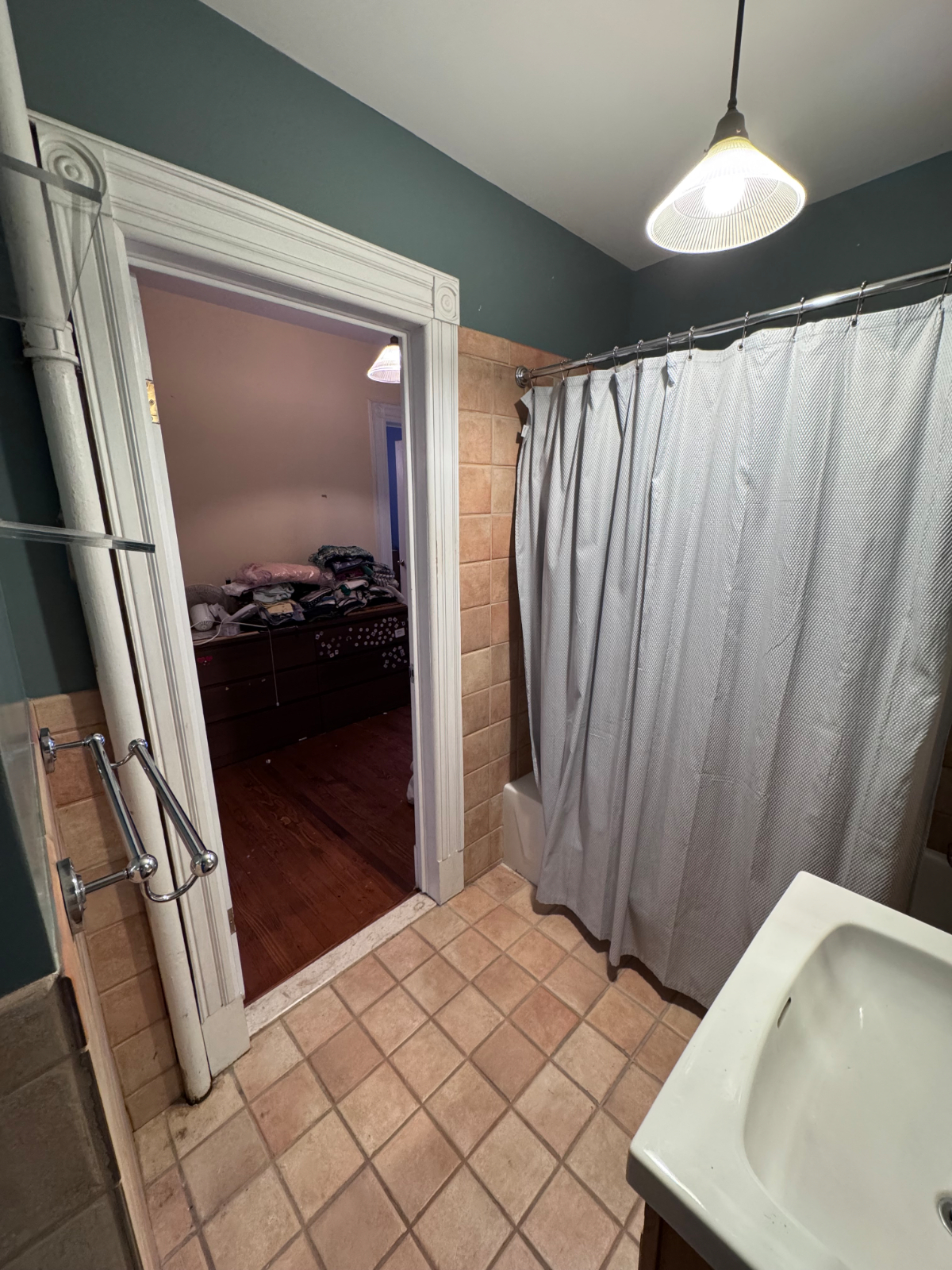 Occupied until july 2026 Private escape from busy life -large 1br with 600sq ft outdoor space- chef - Photo 4