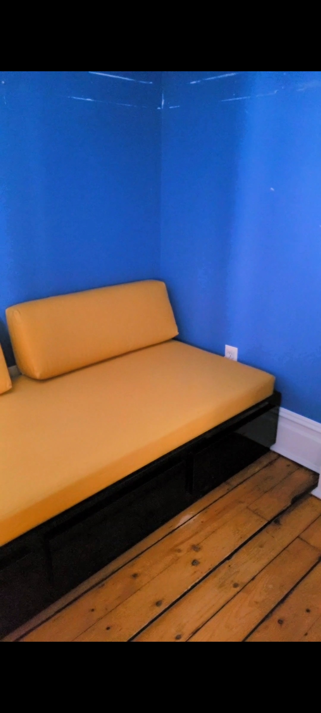 Occupied until july 2026 Private escape from busy life -large 1br with 600sq ft outdoor space- chef  - Photo 7
