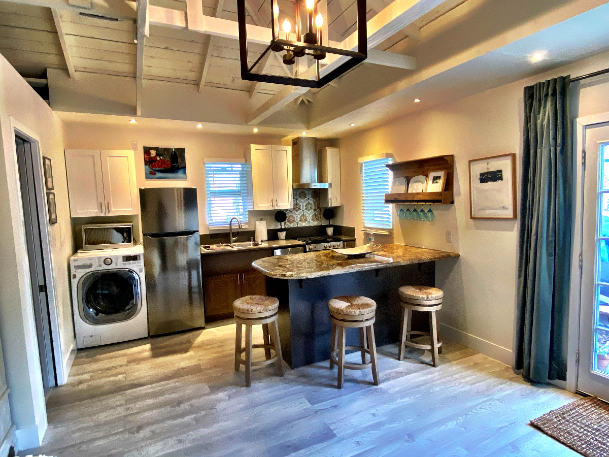 Ocean Beach Cottage Studio - Photo 2