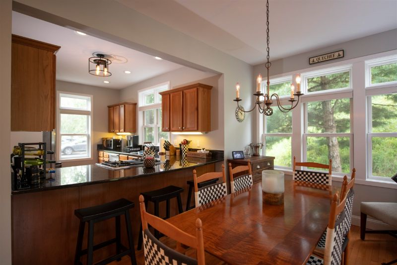 Entire Condo In Quechee - Pet friendly - Photo 7