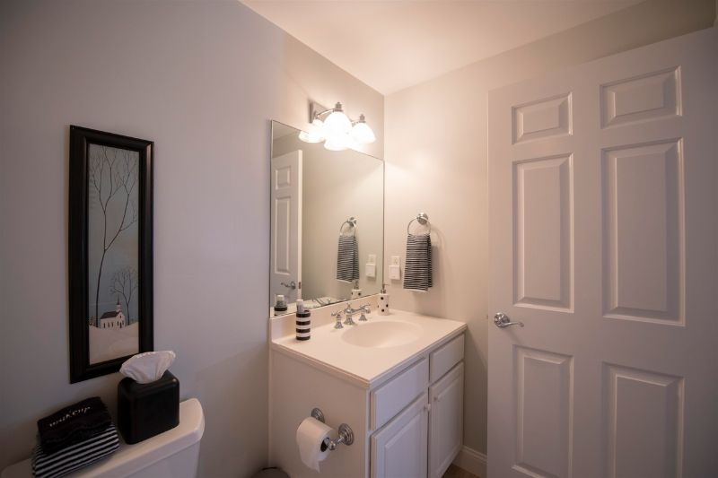 Entire Condo In Quechee - Pet friendly - Photo 12