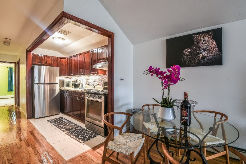 Bright and Well-Appointed 3 BDR House in Springfield Gardens, NY - Photo 3