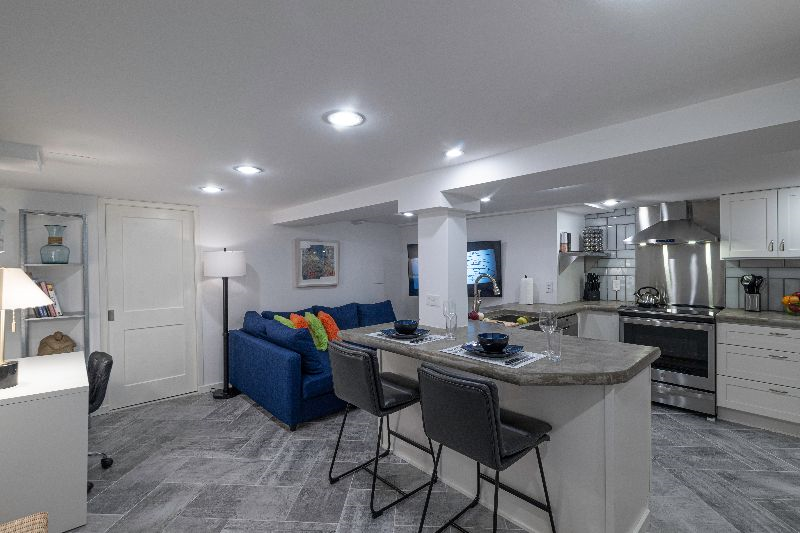 Delightful BR Basement Apartment in Excellent Location - Photo 1