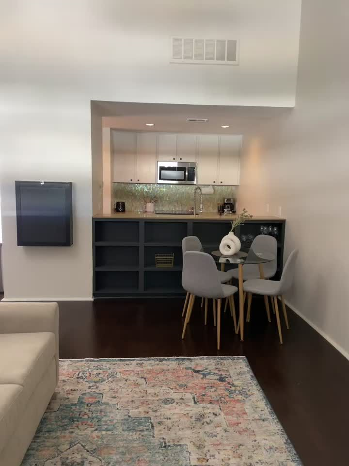 Downtown Austin Lake Condo - Photo 4