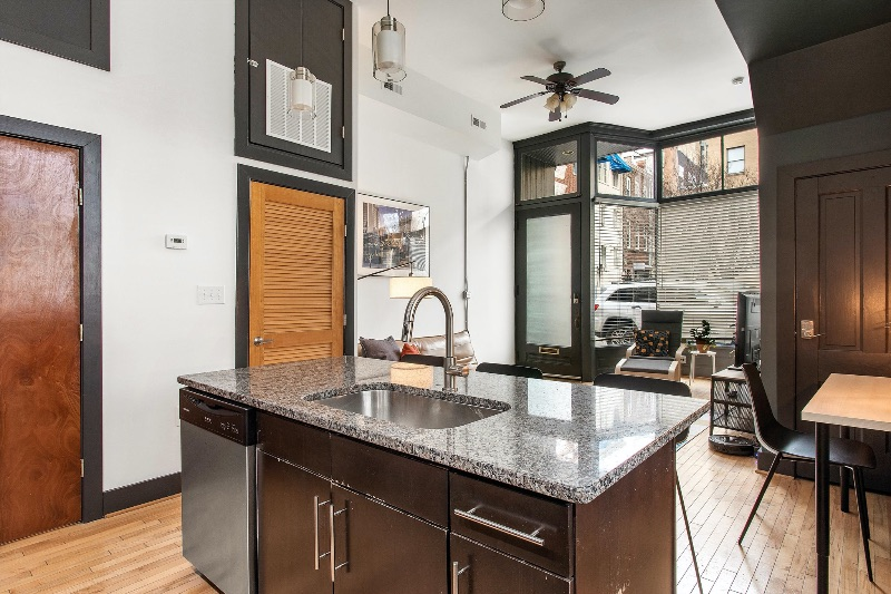 Arts District Apartment - Photo 10