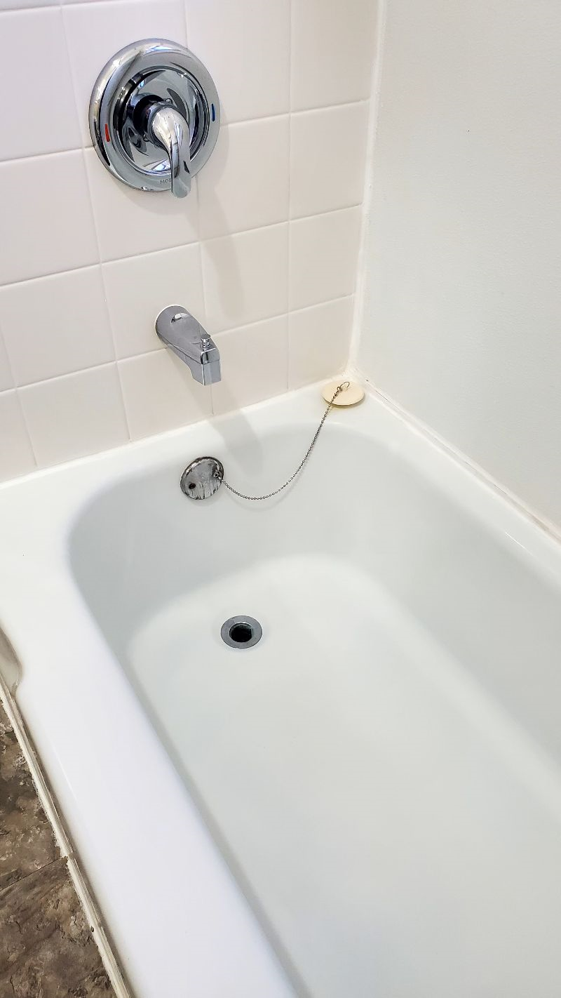 Short Term, Long Term, Cozy Bungalow, Furnished, close to several medical facilities, easy access to - Photo 9