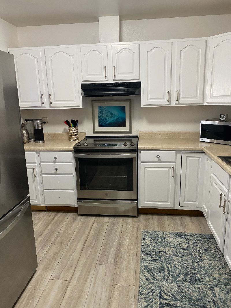 Bay View 1200 Sq. Ft 2BR/2BA Trolley steps away for downtown San Diego and UCSD - Photo 4