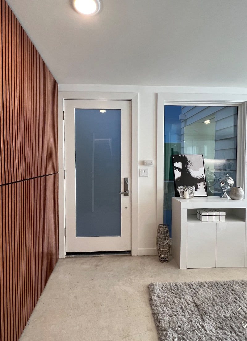 Luxury Fully Furnished Pied-a-Terre with private patio in North Beach - Photo 3