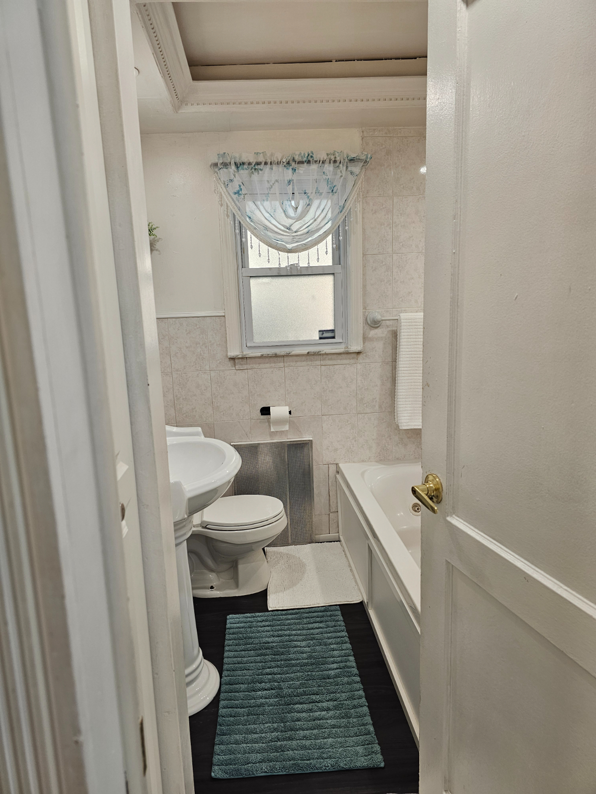 Temporary Stay - Photo 8