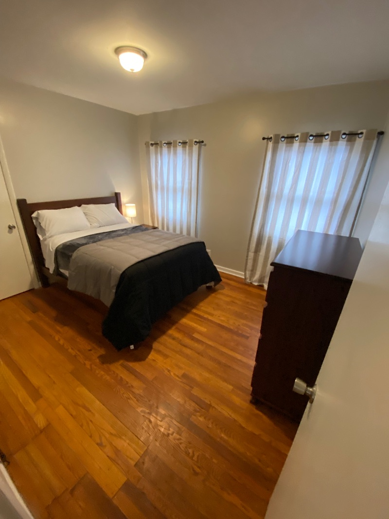 Robinson House - Photo 6