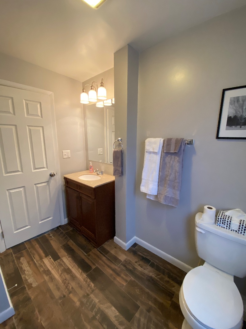 Robinson House - Photo 9