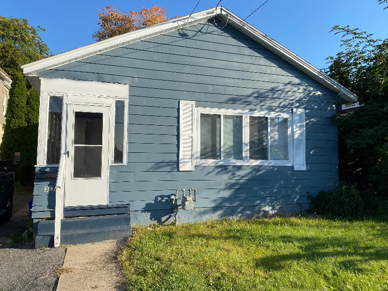 Robinson House - Photo 11