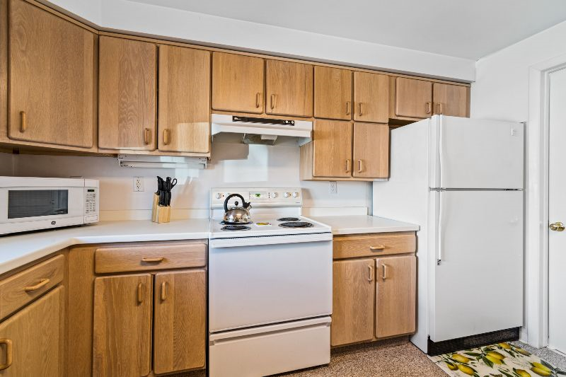 Private and Central 2-BDRM - Photo 9