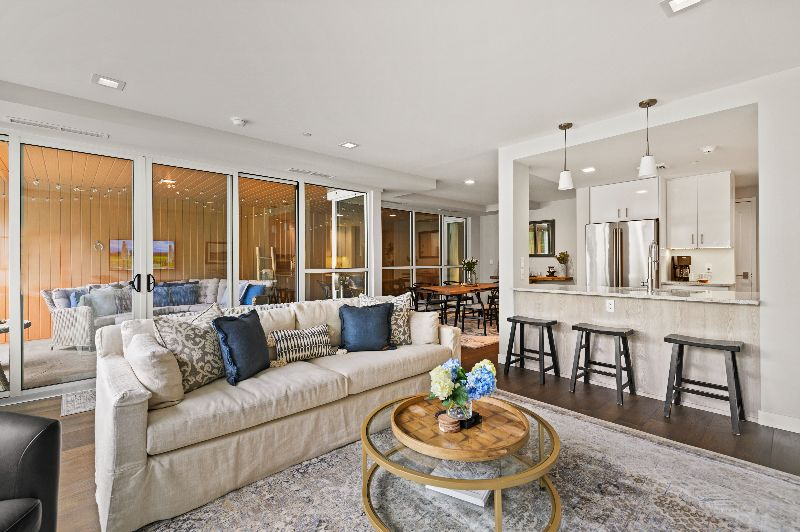 In town Condo - Photo 11