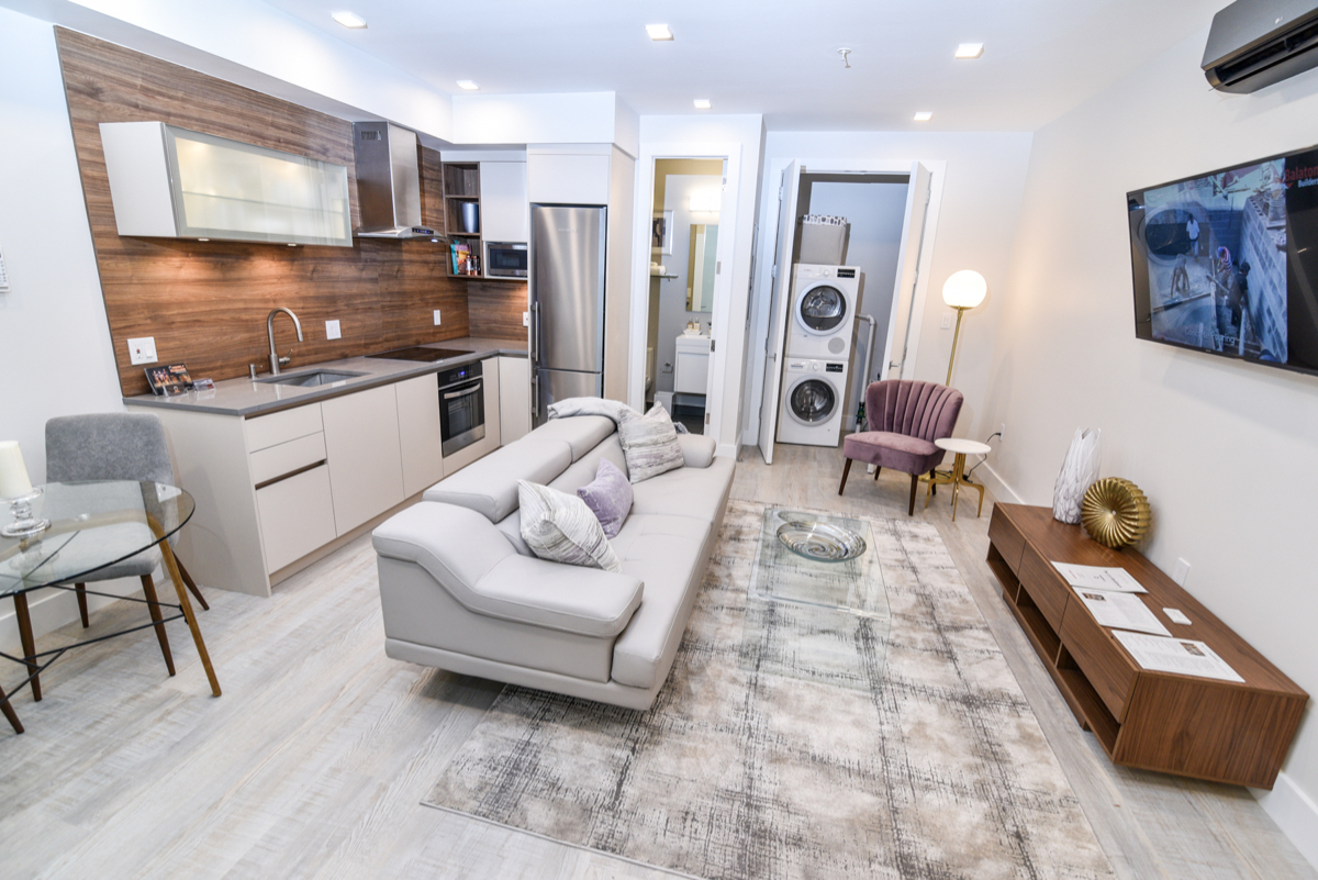 Amazing condo in heart of Dupont circle - Photo 11