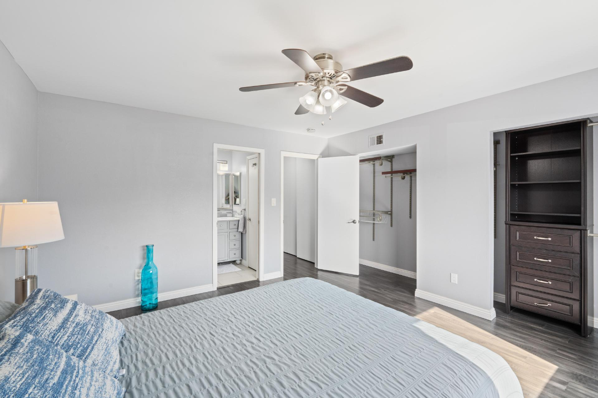 Haven for All Visitors. 5min from Mission Bay. Modern, Fully Furnished home in Central SD - Photo 5