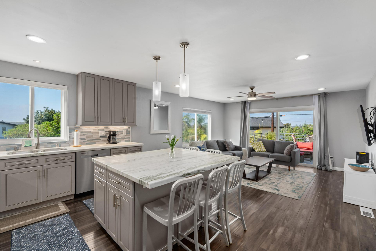 Haven for All Visitors. 5min from Mission Bay. Modern, Fully Furnished home in Central SD - Photo 1