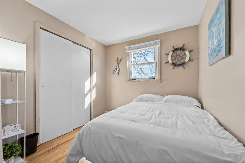 Explore Long Island House - Photo 6