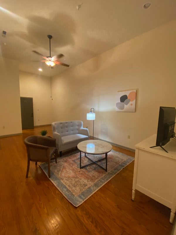 4A Charming Apartment Downtown Roanoke