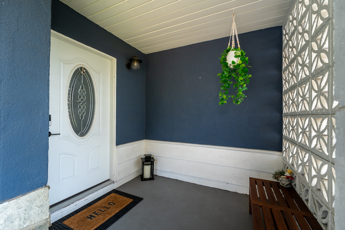 Casa Azul Luxury 3 Bed/2 Bath Home Centrally Located in L.A. - Photo 2