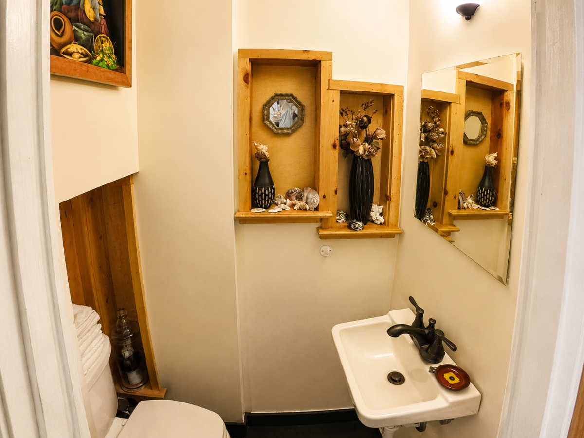 Restored DC Charmer | 2BR Near Hospitals & Downtown - Photo 4