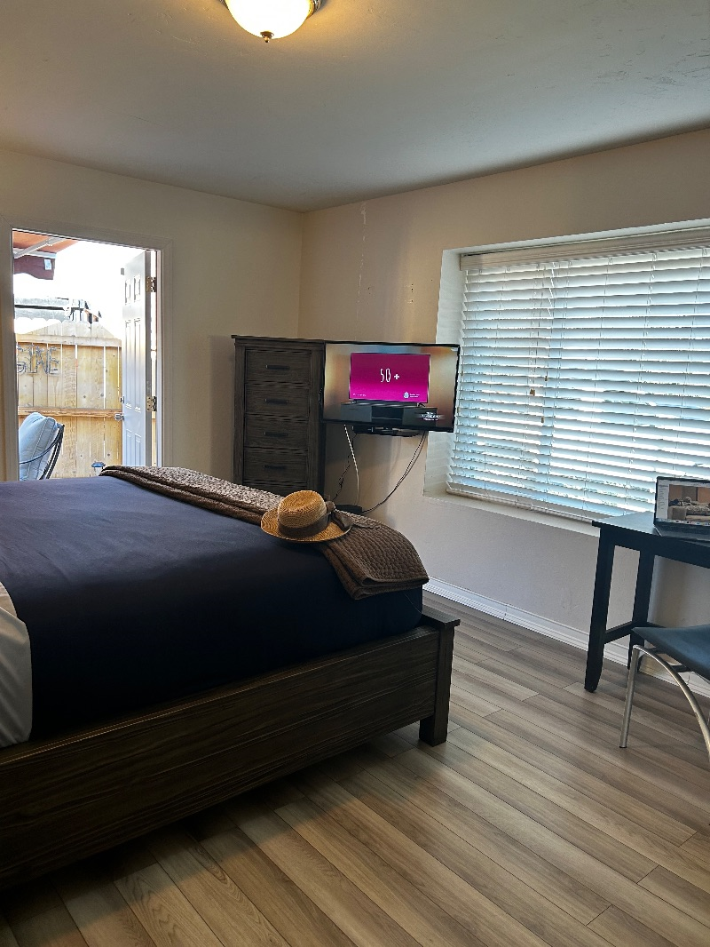 A home away from Home - Photo 1