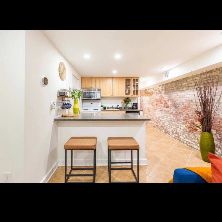 Capitol Hill Gem - Stylish Furnished Home Near H Street - Photo 4