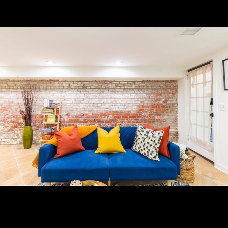 Capitol Hill Gem - Stylish Furnished Home Near H Street - Photo 2