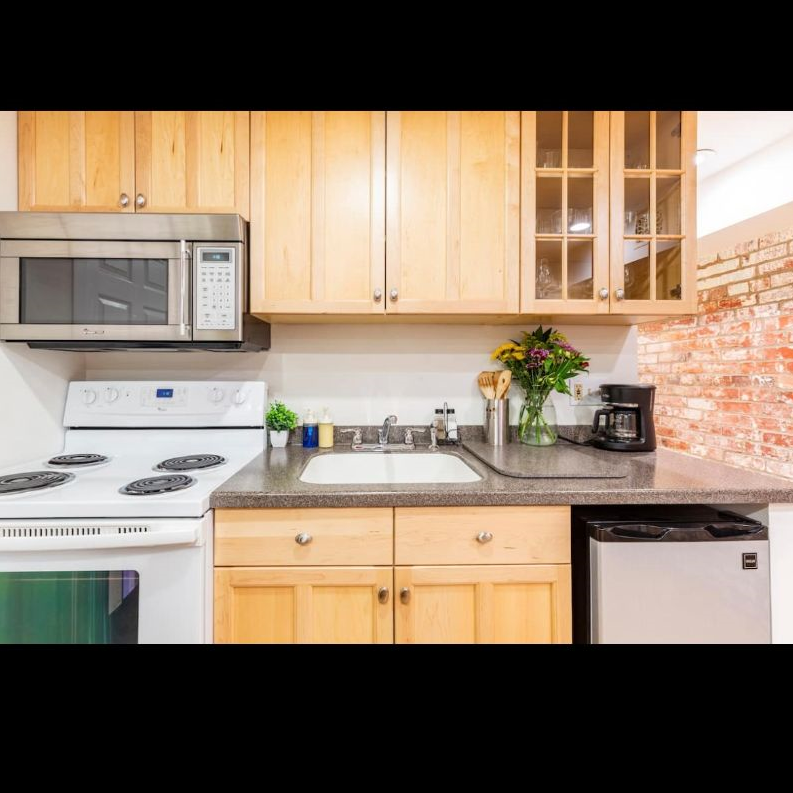 Capitol Hill Gem - Stylish Furnished Home Near H Street - Photo 7