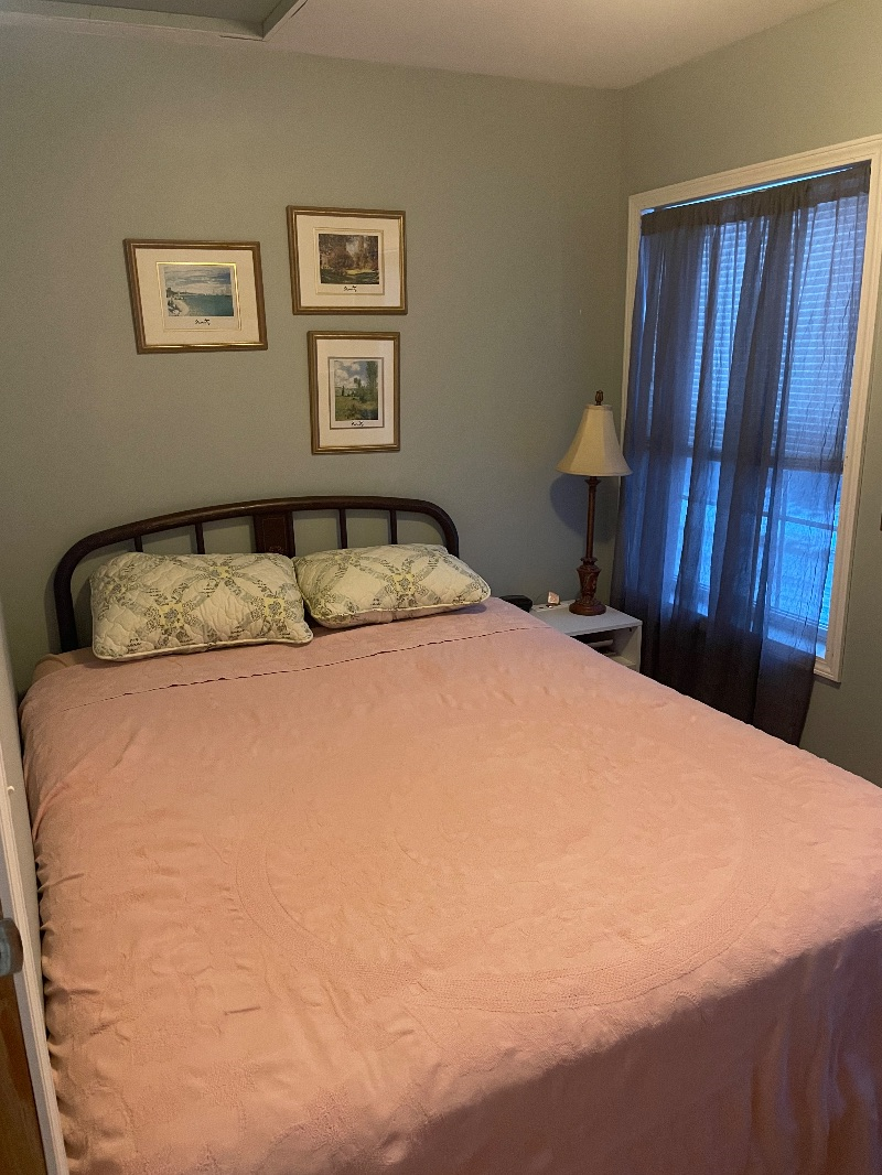 Cozy 2 bedroom  1 bathroom suite in West Seneca NY - Photo 6