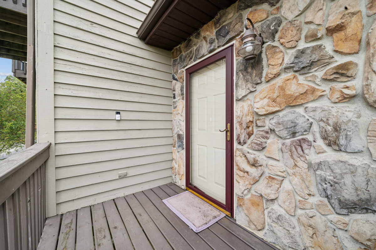 Lakeside Haven - Photo 2