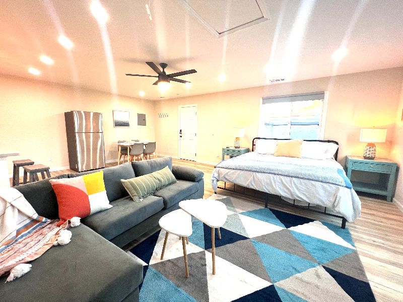Pet-friendly, bright, and remodeled Studio Home