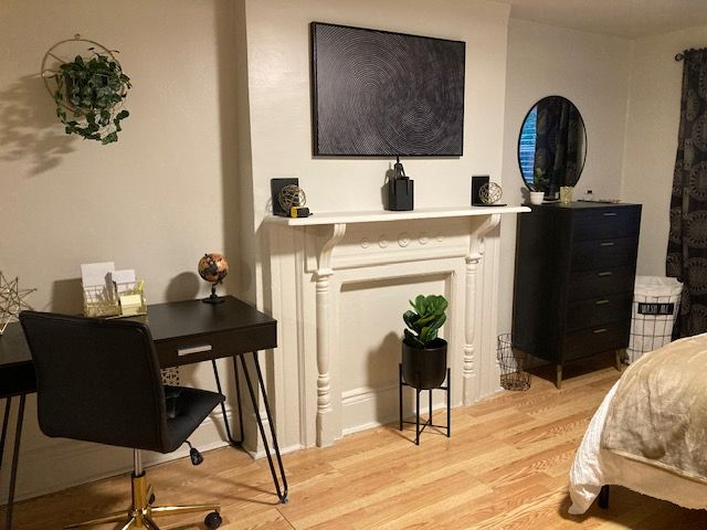 Junior Suite with Dedicated WFH Office, Fast Wifi - Photo 5