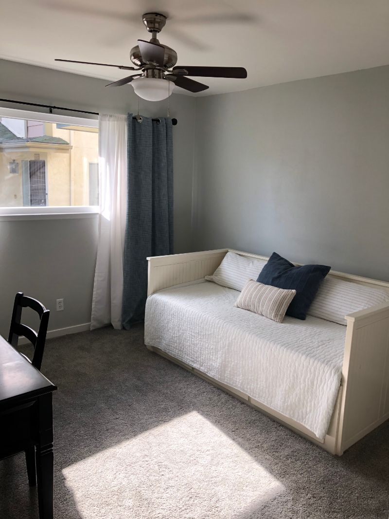 Beautiful 2 bedroom unit close to hospitals and beach - Photo 6