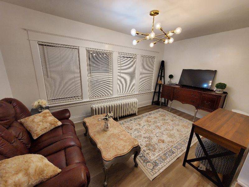 Hertel Strip 2 br or 1 br - Photo 4